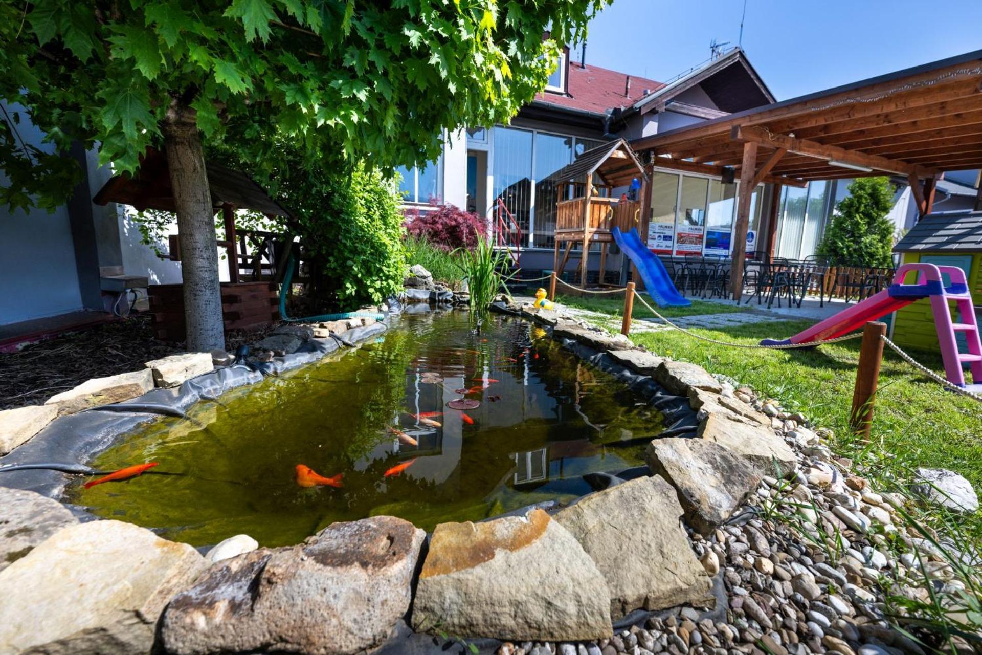 Hotel & Spa Centrum Palmira Uhersky Brod Exterior photo